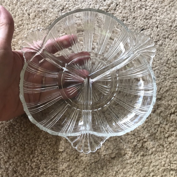 Vintage HAZEL ATLAS 572 Clear Ridge Fan 7" 3 Part Tricorne Relish Dish - Picture 3 of 9